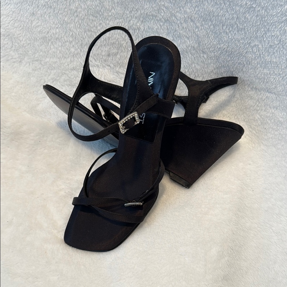 Nine West Picadilly Women's Black Strappy Sandals